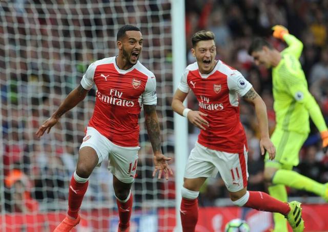 赖因德斯：米兰今年有机会争冠；未来是否会回归？回头见吧（赖因德斯：米兰本季有望争冠；是否回归？改日再谈）